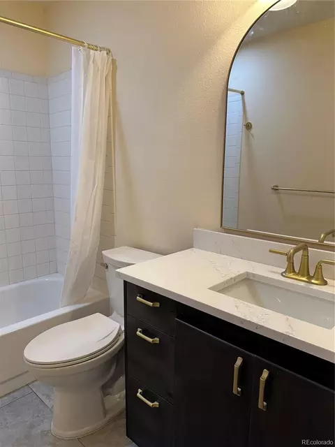 Bath - 579 Wright St #207, Lakewood, CO 80228 photo 1 of 2