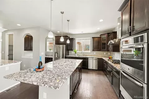 Kitchen - 22463 E Union Pl, Aurora, CO 80015 photo 2 of 5