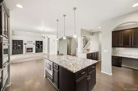 Kitchen - 22463 E Union Pl, Aurora, CO 80015 photo 4 of 5