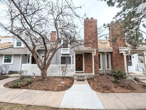 2887 W Long Cir #B, Littleton, CO 80120