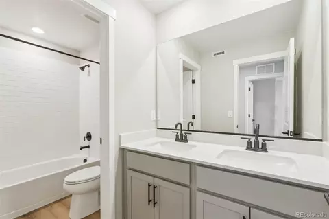 Bath - 17893 E 94th Pl, Commerce City, CO 80022 photo 1 of 1