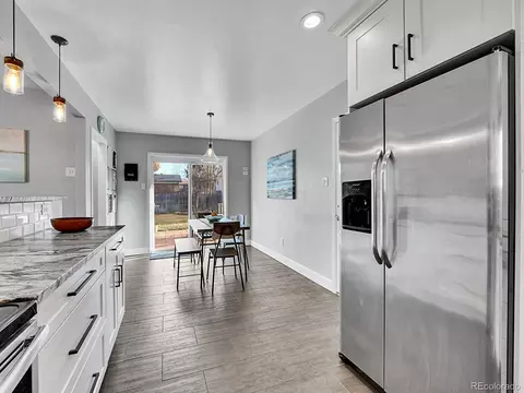Kitchen - 3402 E Costilla Ave, Centennial, CO 80122 photo 4 of 4