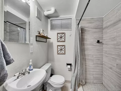 Bath - 3402 E Costilla Ave, Centennial, CO 80122 photo 1 of 1