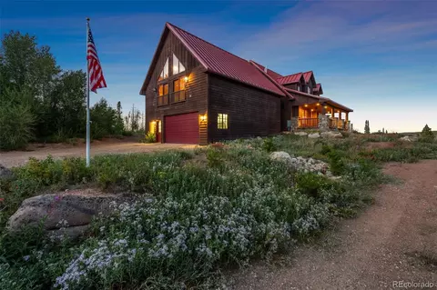 Exterior - 5200 Jackson Ct Rd, Walden, CO 80480 photo 2 of 10
