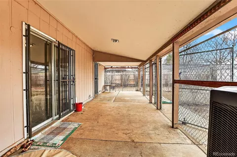 Exterior - 2000 Easter Ave, Centennial, CO 80122 photo 5 of 18