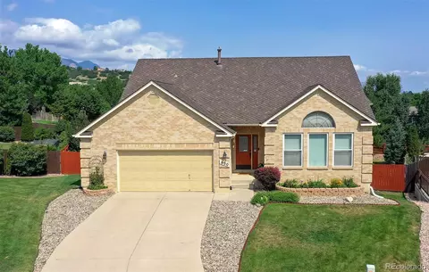 830 Lilacglen Ct, Colorado Springs, CO 80906