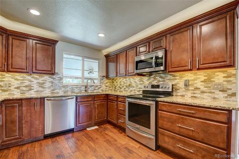 6736 Otis St, Arvada, CO 80003 photo 9