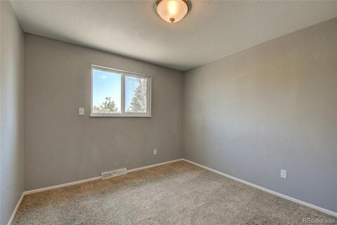 6736 Otis St, Arvada, CO 80003 photo 17
