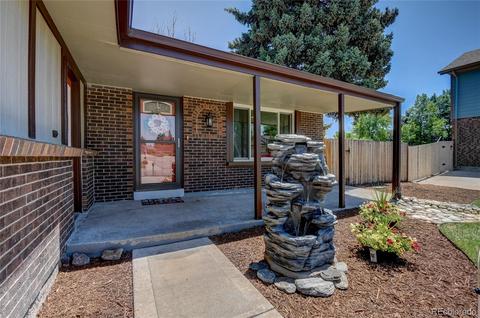 6736 Otis St, Arvada, CO 80003 photo 3