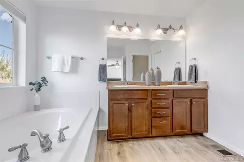24941 Euclid Pl, Aurora, CO 80016 photo 19
