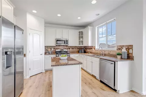 24941 Euclid Pl, Aurora, CO 80016 photo 8