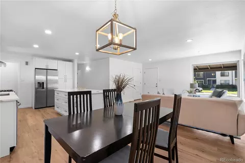 4423 E Bails Pl, Denver, CO 80222 photo 3