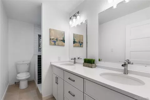 4423 E Bails Pl, Denver, CO 80222 photo 6