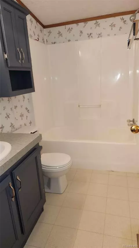 17536 E Batavia Pl, Aurora, CO 80011 photo 6