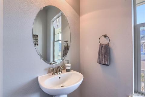 9311 E 58th Ave, Denver, CO 80238 photo 29