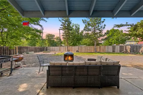 1330 S Ivanhoe Way, Denver, CO 80224
