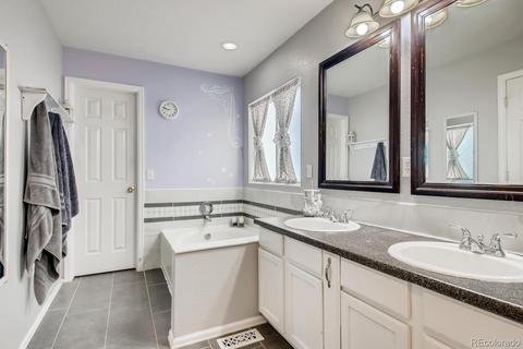 19554 E Ithaca Pl, Aurora, CO 80013 photo 15
