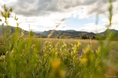 3940 Vista Grande Dr, Creede, CO 81130