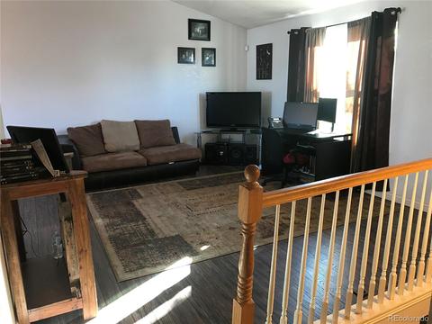 4824 Carson St, Denver, CO 80239 photo 3