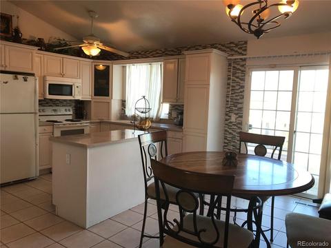 4824 Carson St, Denver, CO 80239 photo 7