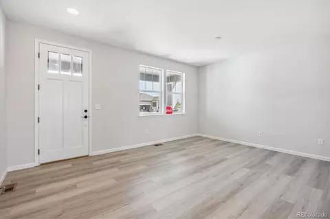 946 Rustling St, Windsor, CO 80550 photo 2