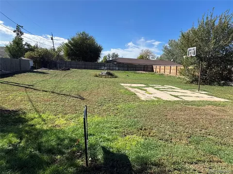 85 S Stewart St, Keenesburg, CO 80643