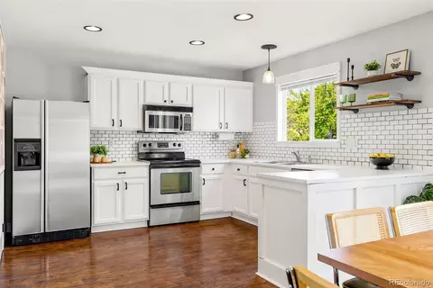 Kitchen - 4647 S Tabor Way, Morrison, CO 80465 photo 2 of 4