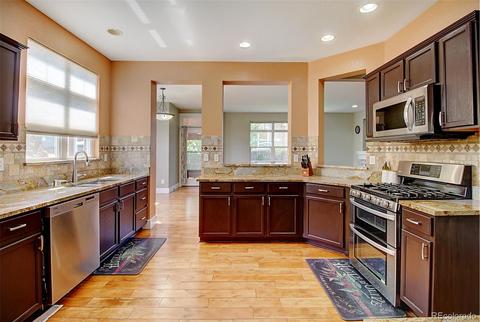 19256 E Baltic Pl, Aurora, CO 80013 photo 6