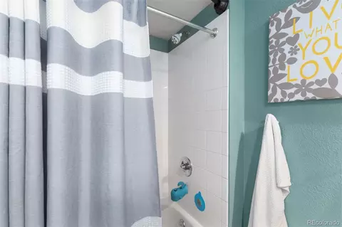 Bath - 875 E 78th Ave #8, Denver, CO 80229 photo 4 of 5