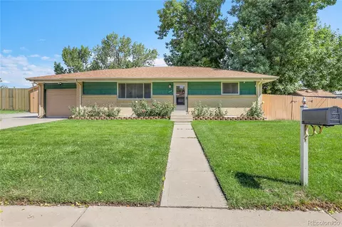 398 S Queen Cir, Lakewood, CO 80226