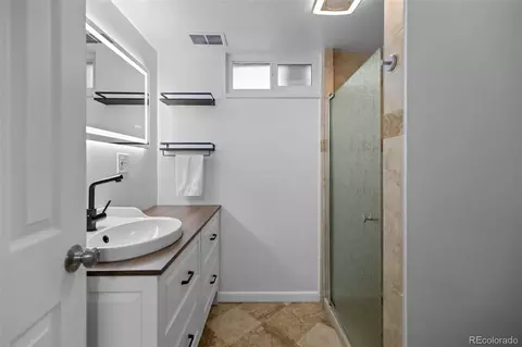 Bath - 648 S 3rd Ave, Brighton, CO 80601 photo 3 of 3