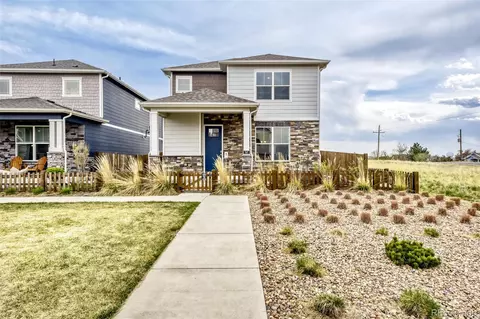 747 N Quatar St, Aurora, CO 80018