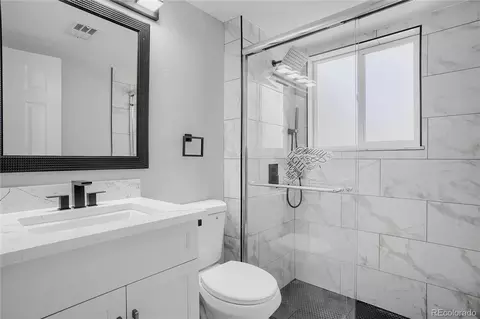 Bath - 15121 E 55th Ave, Denver, CO 80239 photo 3 of 3
