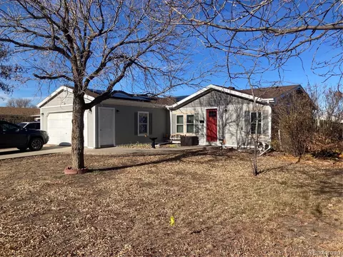 1103 Stage Dr, Fort Lupton, CO 80621