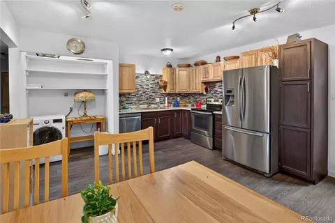 Kitchen - 9225 Sandy Ln, Conifer, CO 80433 photo 3 of 5