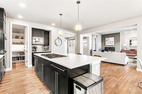 8064 E 34th Ave, Denver, CO 80238 photo 4