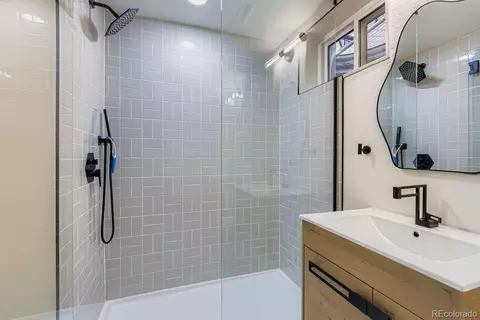 Bath - 8682 Garrison Ct, Arvada, CO 80005 photo 6 of 6