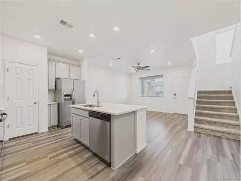 21646 E 59th Pl, Aurora, CO 80019 photo 5