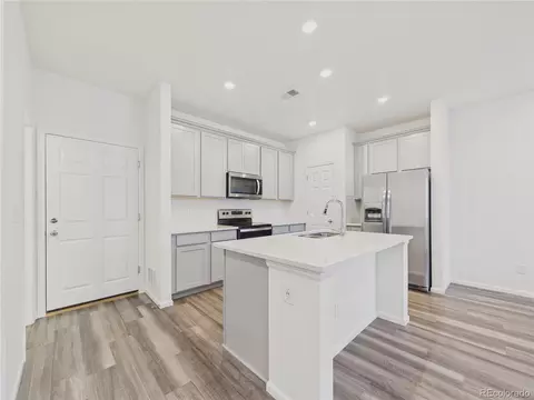 21646 E 59th Pl, Aurora, CO 80019 photo 6
