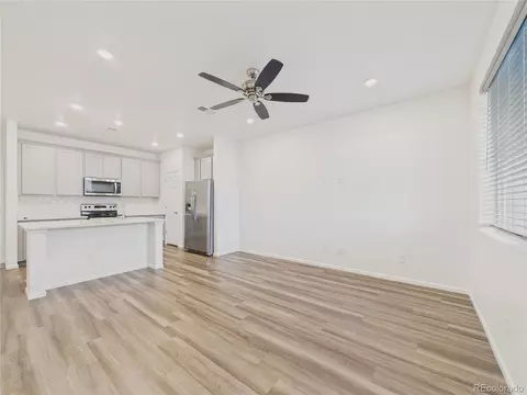 21646 E 59th Pl, Aurora, CO 80019 photo 3