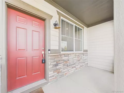 21646 E 59th Pl, Aurora, CO 80019 photo 2
