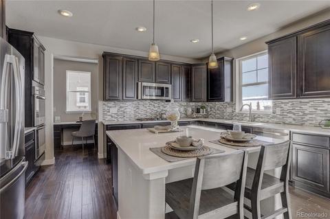 27736 E Alder Dr, Aurora, CO 80016 photo 3