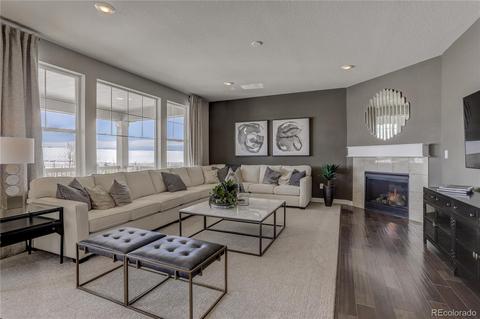 27736 E Alder Dr, Aurora, CO 80016 photo 2