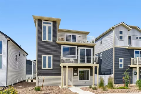 Exterior - 18057 E 51st Ave, Denver, CO 80249 photo 5 of 6
