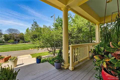 8256 E 28th Dr, Denver, CO 80238 photo 2