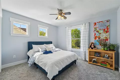 8256 E 28th Dr, Denver, CO 80238 photo 31