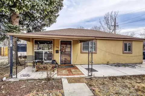 990 Toledo St, Aurora, CO 80011
