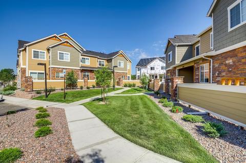 12892 Jasmine St #E, Thornton, CO 80602 photo 2