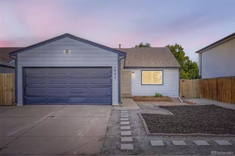 1685 Ensenada Way, Aurora, CO 80011