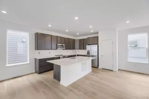 Kitchen - 7709 S Mobile Way, Centennial, CO 80016 photo 1 of 2